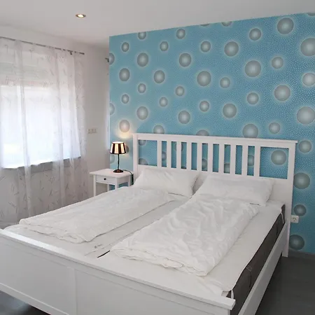 Ostfriesenhuus Ferienhaus *